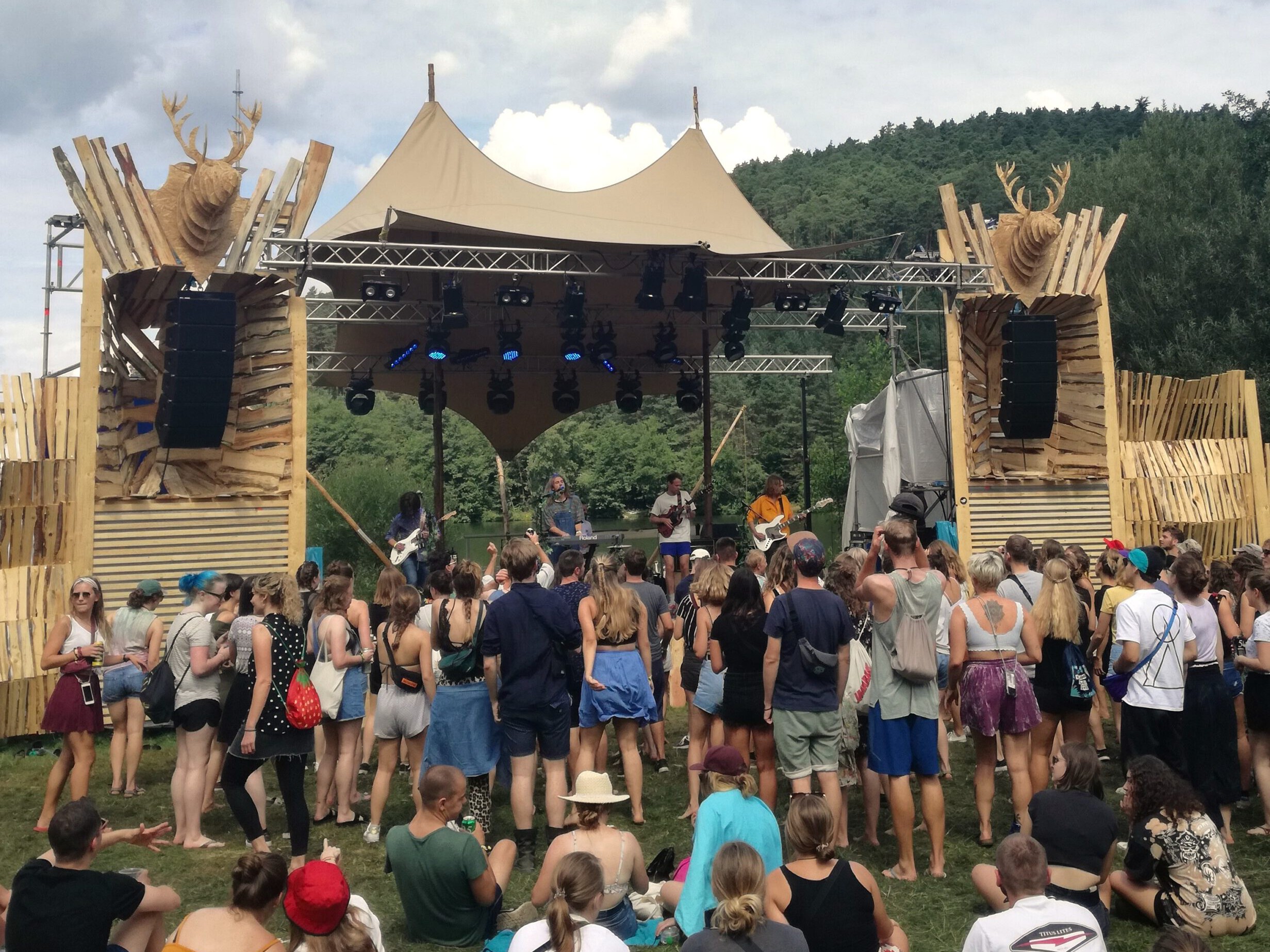 Die Seebühne auf dem Sound Of The Forest Festival 2019